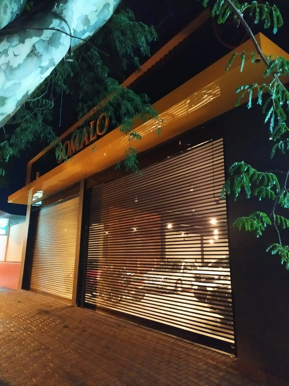 Porta Comercial