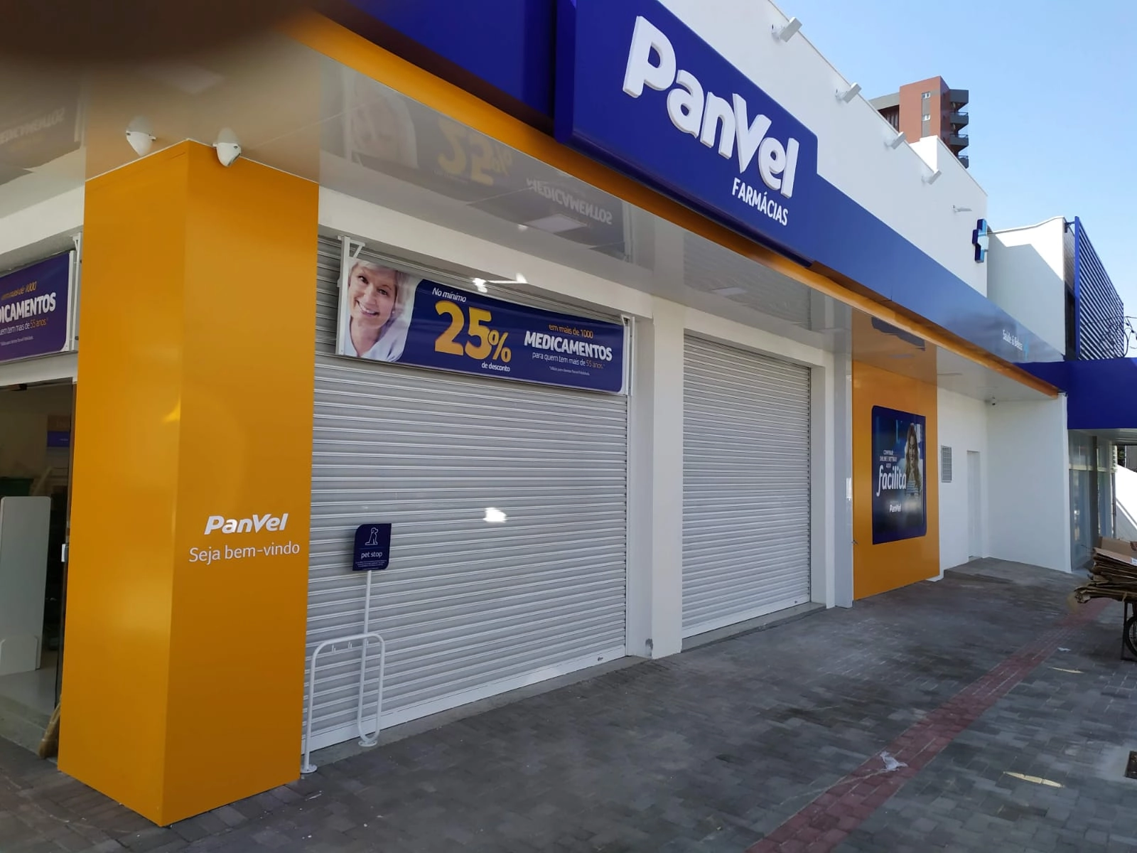 Porta Comercial